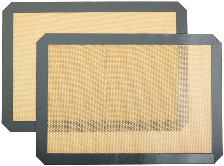 Silicone baking mat